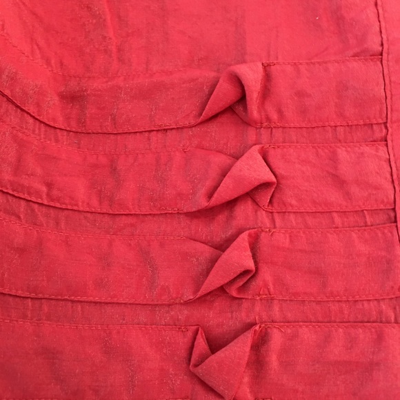 Tuzzi blouse. V-neck with elegant detail. Size 8 Deep Coral. - Picture 3 of 6